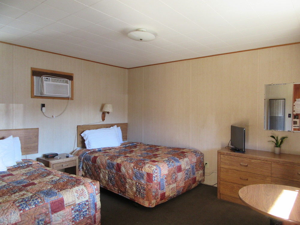 Big Bear Motel Cody Exterior photo